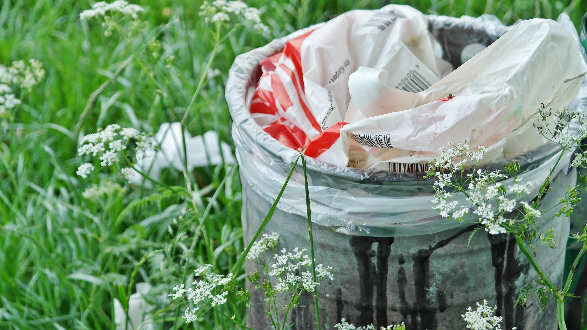 S-Cut Starseal Trash Bags ბანერი